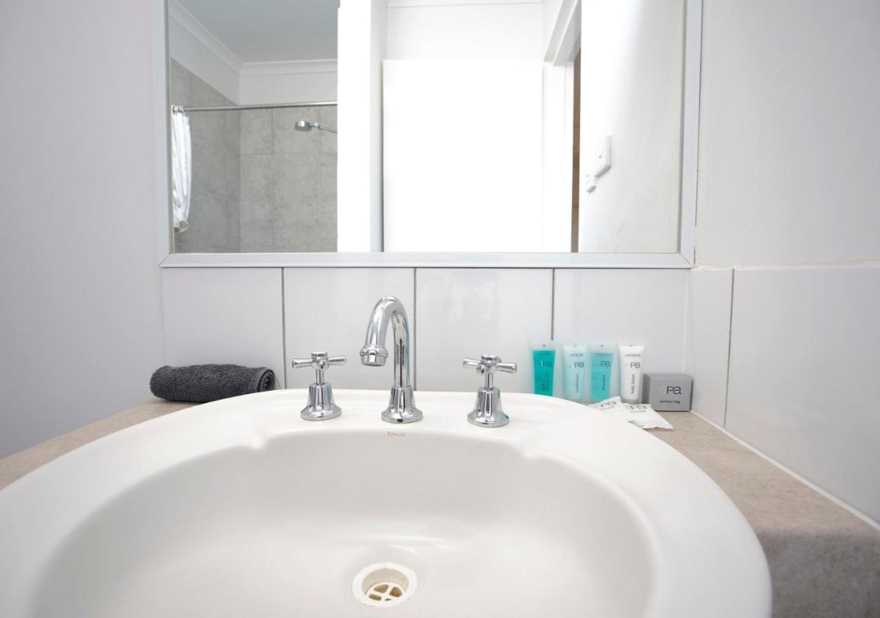 Kimberley Croc Motel Kununurra Ngoại thất bức ảnh